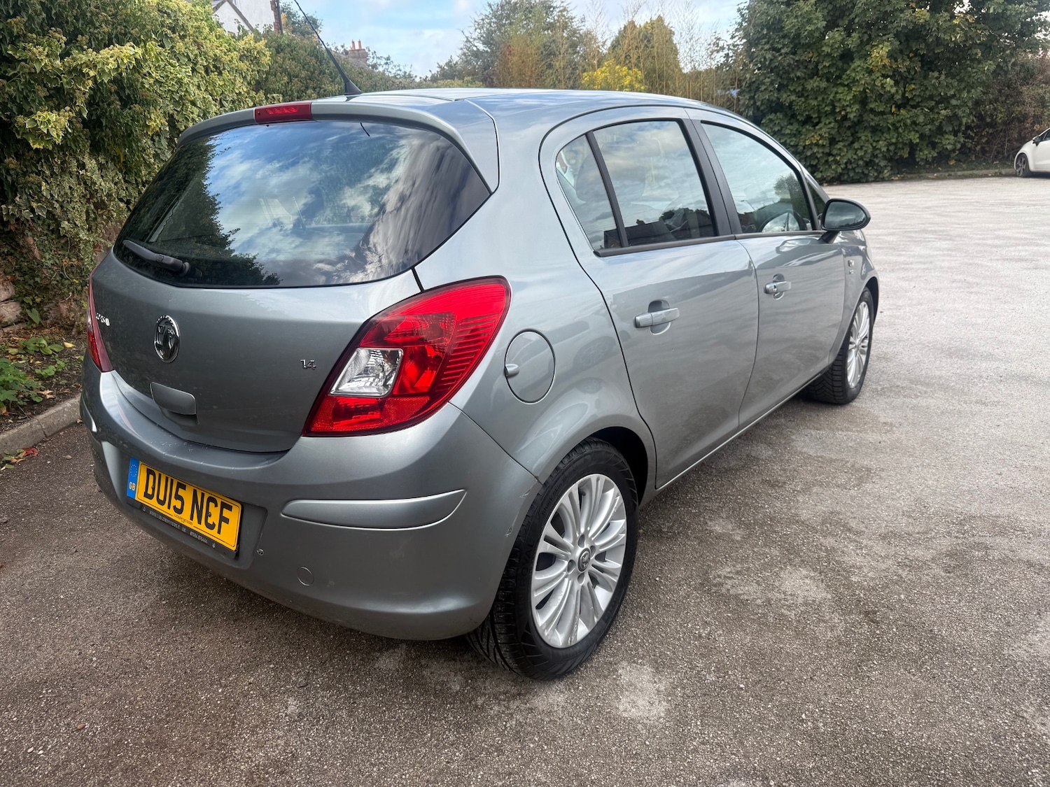 Used Vauxhall Corsa 2015 for sale - 76130343: Photo 4
