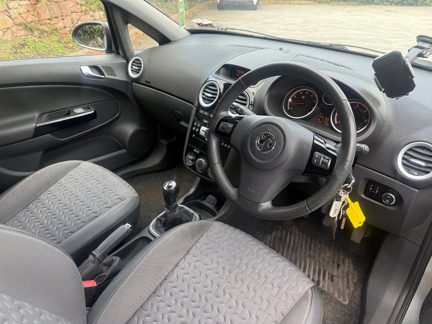 Used Vauxhall Corsa 2015 for sale - 76130343: Photo 7