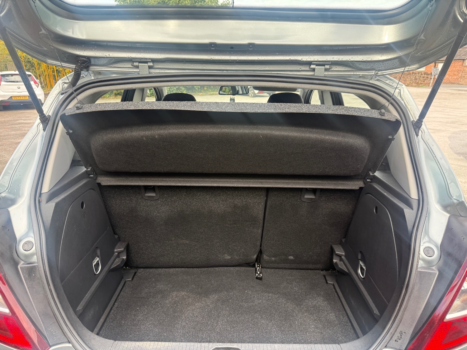 Used Vauxhall Corsa 2015 for sale - 76130343: Photo 9