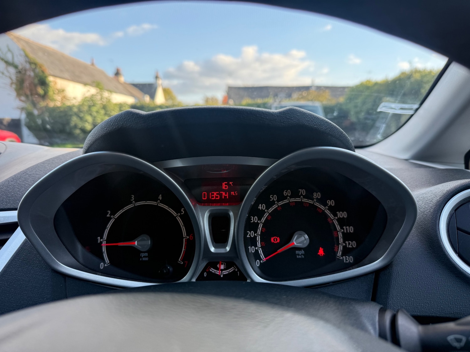 Used Ford Fiesta 2011 for sale - 76067771: Photo 14