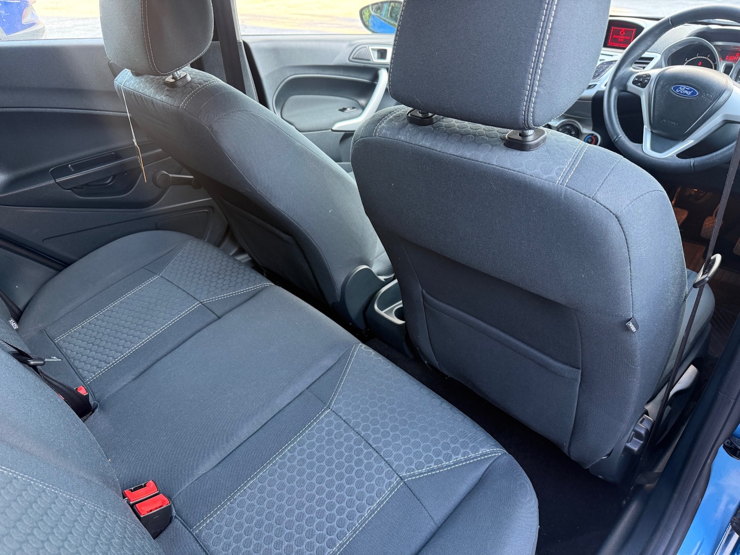 Used Ford Fiesta 2011 for sale - 76067771: Photo 8