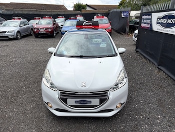Used Peugeot 208 2013 for sale - 78802734: Photo