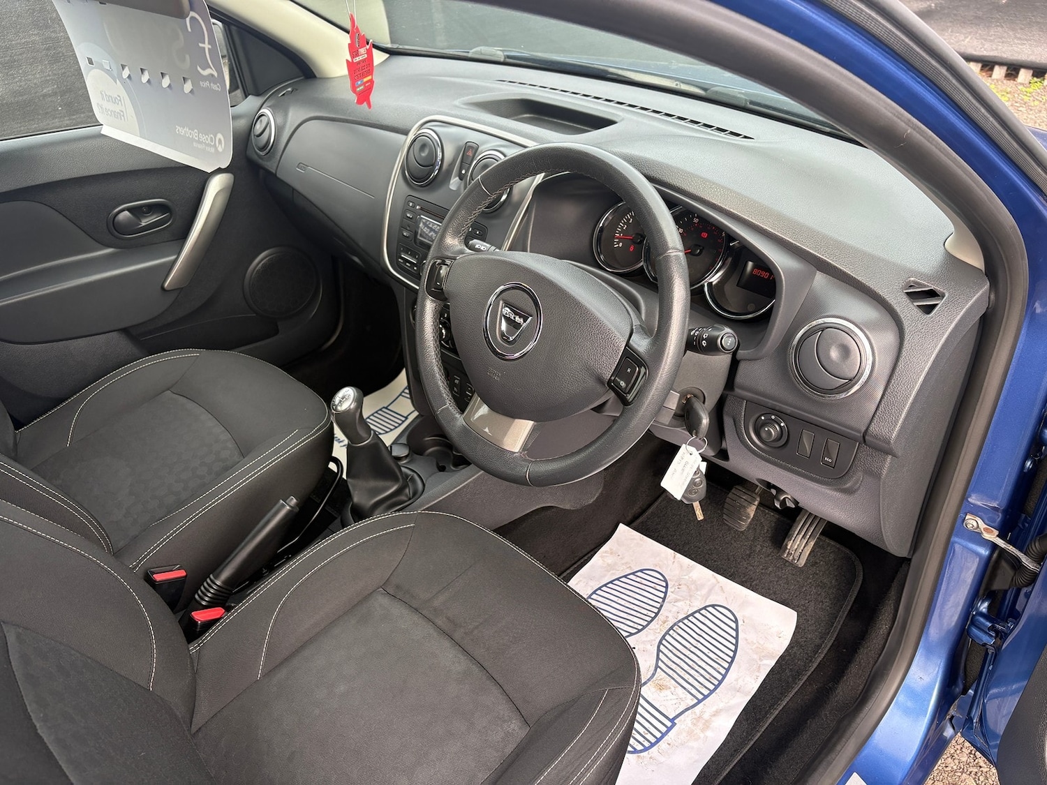 Used Dacia Sandero 2013 for sale - 77766996: Photo 15