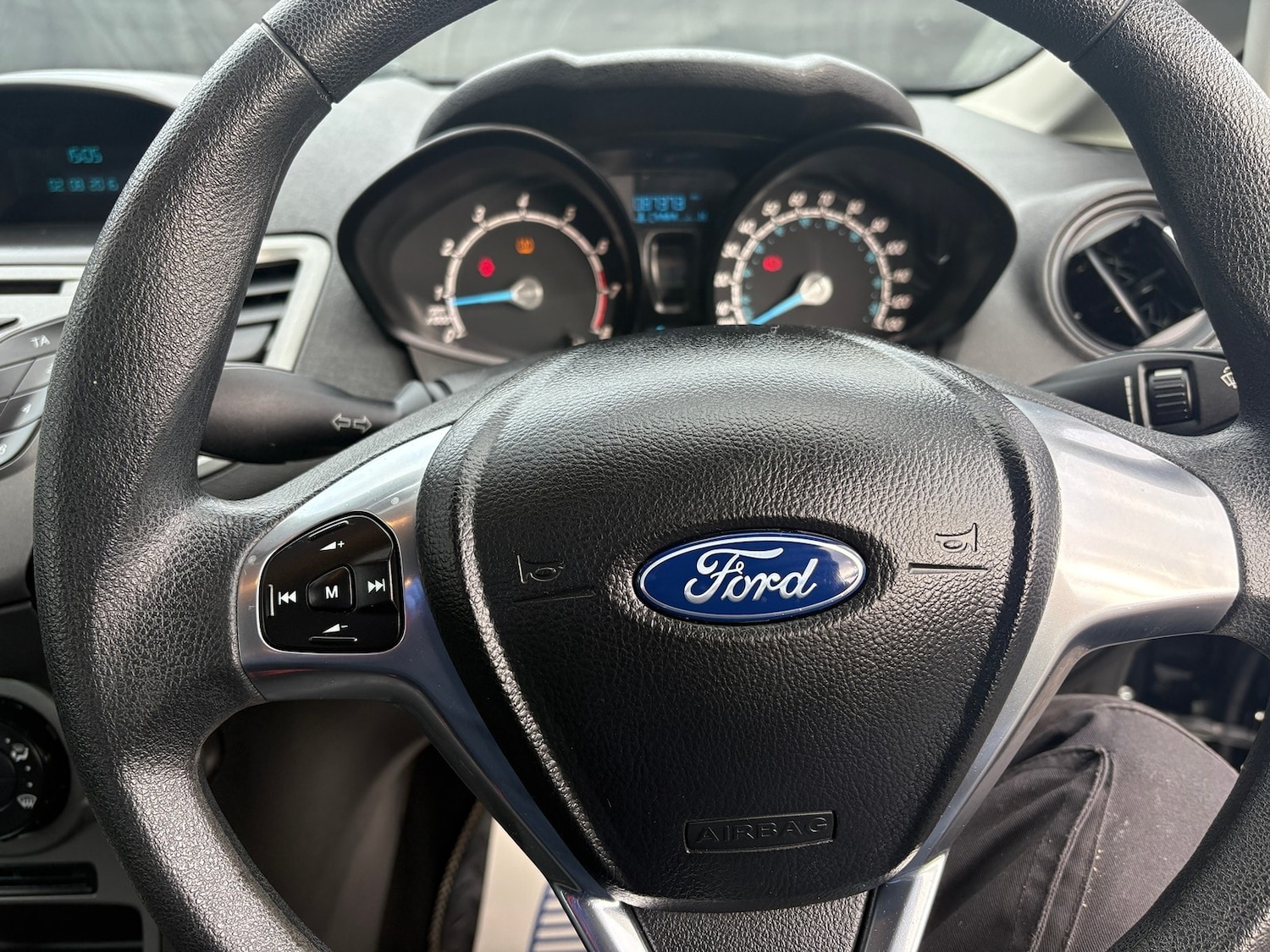 Used Ford Fiesta 2015 for sale - 77776531: Photo 17