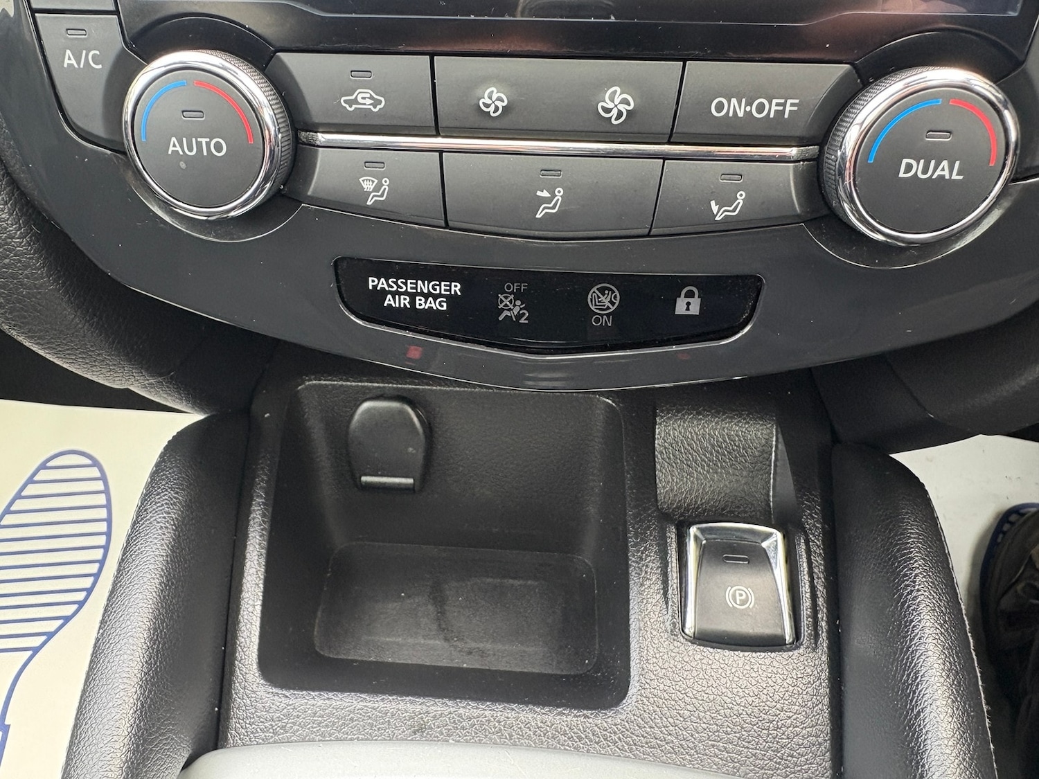 Used Nissan Qashqai 2016 for sale - 76319278: Photo 25