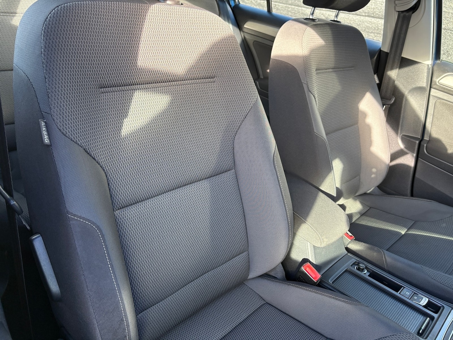 Used Volkswagen Golf 2016 for sale - 76319266: Photo 20