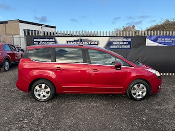 Used Peugeot 5008 2011 for sale - 76770263: Photo