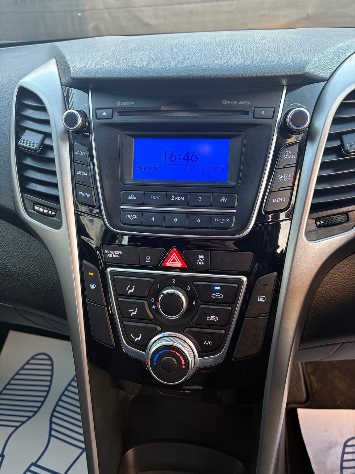 Used Hyundai i30 2012 for sale - 76618888: Photo 21