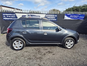 Used Dacia Sandero 2016 for sale - 79620783: Photo