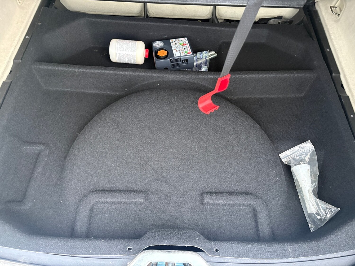 Used Volvo XC60 2015 for sale - 77954419: Photo 11