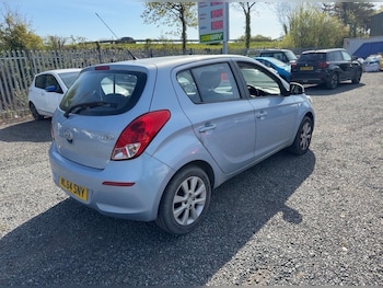 Used Hyundai i20 2014 for sale - 78380606: Photo