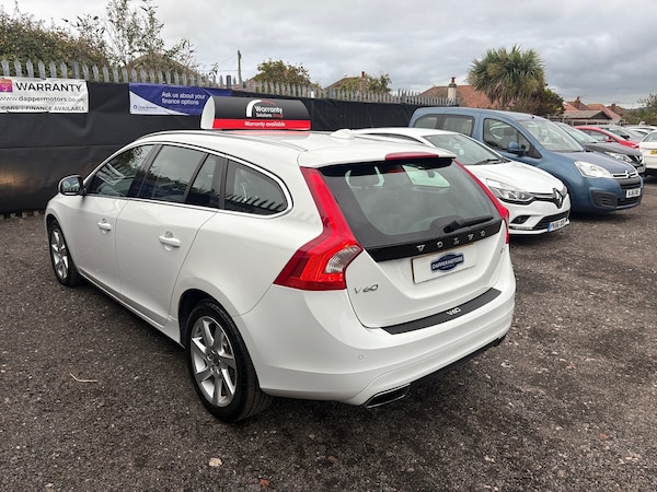 Used Volvo V60 2014 for sale - 76319270: Photo 11