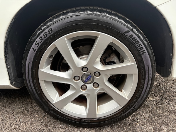 Used Volvo V60 2014 for sale - 76319270: Photo 14