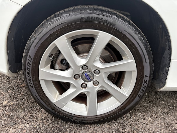 Used Volvo V60 2014 for sale - 76319270: Photo 15