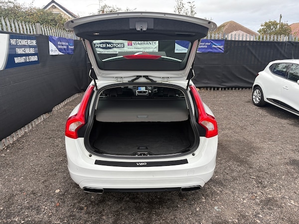 Used Volvo V60 2014 for sale - 76319270: Photo 7