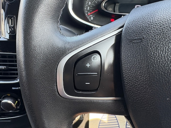 Used Renault Clio 2016 for sale - 76262753: Photo 20