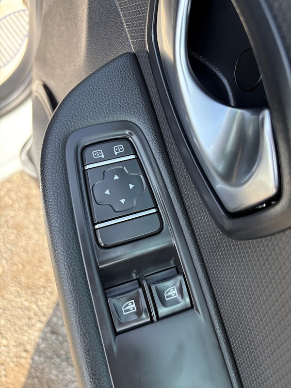 Used Renault Clio 2016 for sale - 76262753: Photo 23