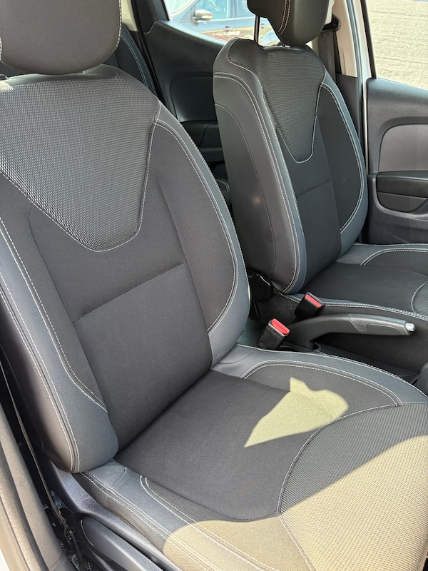 Used Renault Clio 2016 for sale - 76262753: Photo 24