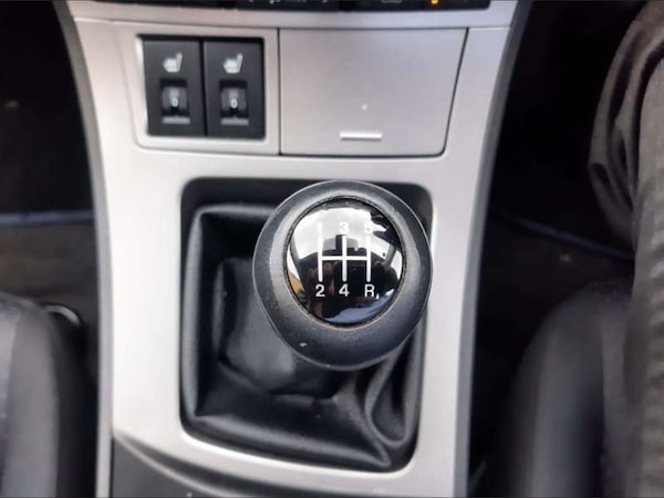 Used Mazda Mazda3 2010 for sale - 76262763: Photo 13
