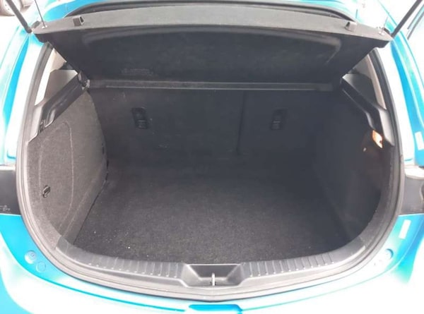 Used Mazda Mazda3 2010 for sale - 76262763: Photo 5