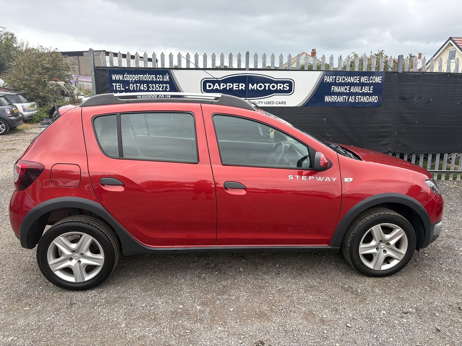 Used Dacia Sandero Stepway 2015 for sale - 76319263: Photo 4