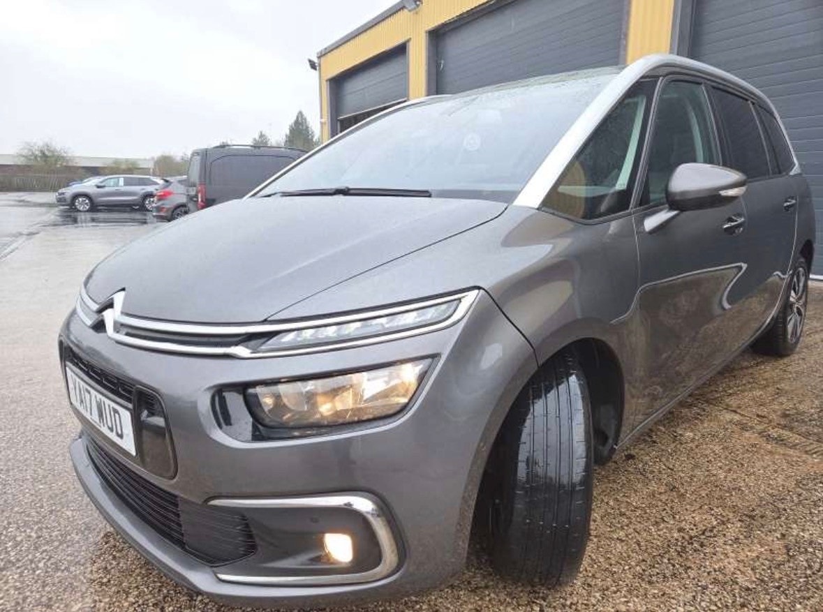 Used Citroen Grand C4 Picasso 2017 for sale - 77776530: Photo 2