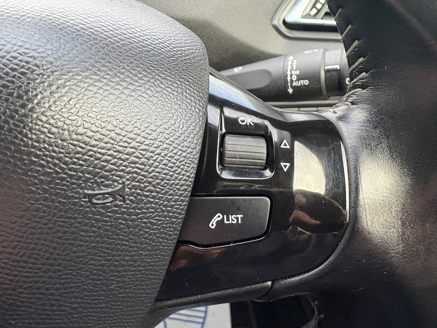 Used Peugeot 308 2018 for sale - 76335004: Photo 21