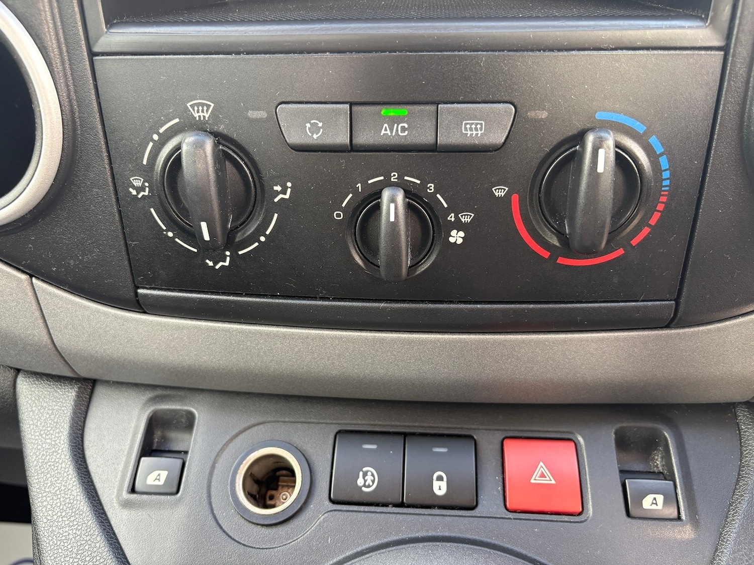 Used Citroen Berlingo Multispace 2016 for sale - 76319282: Photo 20