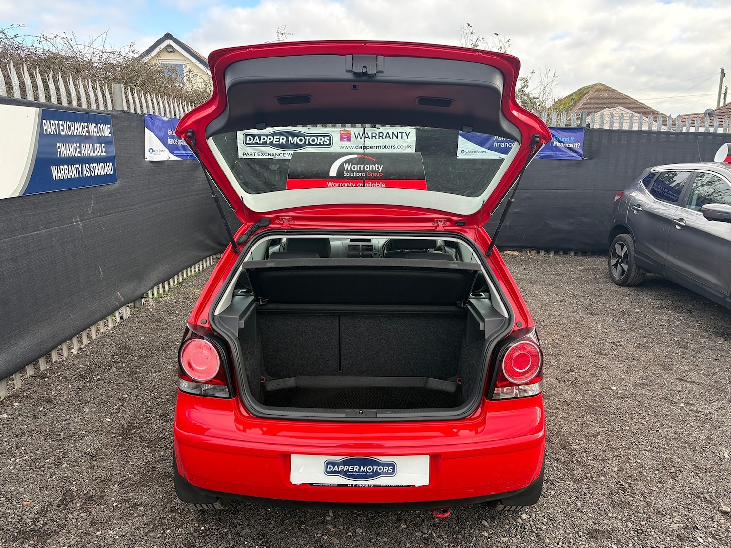 Used Volkswagen Polo 2009 for sale - 77790338: Photo 7