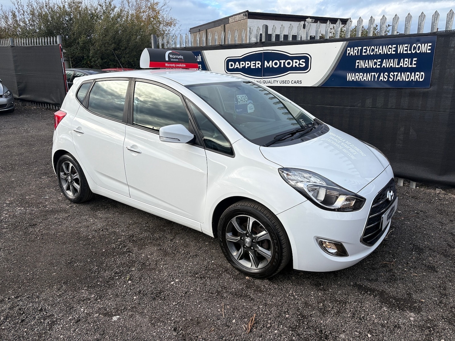 Used Hyundai Ix20 2017 for sale - 76335002: Photo 1