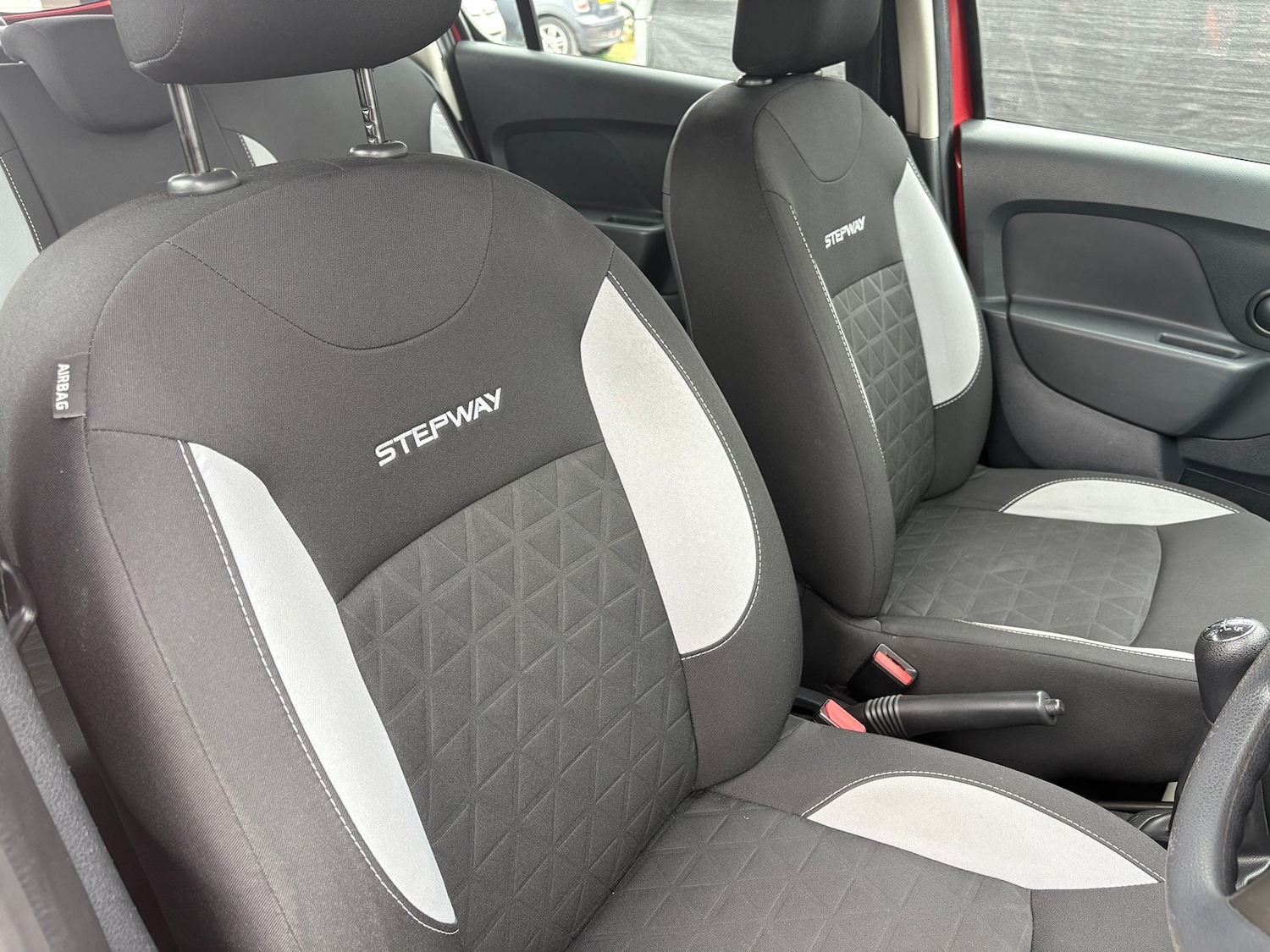 Used Dacia Sandero Stepway 2015 for sale - 78054407: Photo 15