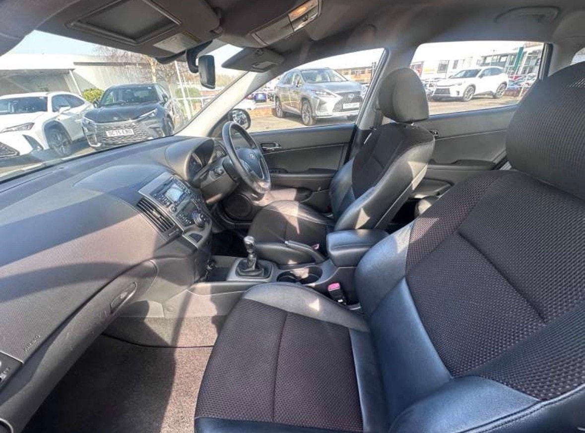 Used Hyundai i30 2010 for sale - 78054408: Photo 13