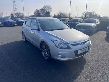 Hyundai i30 feature image