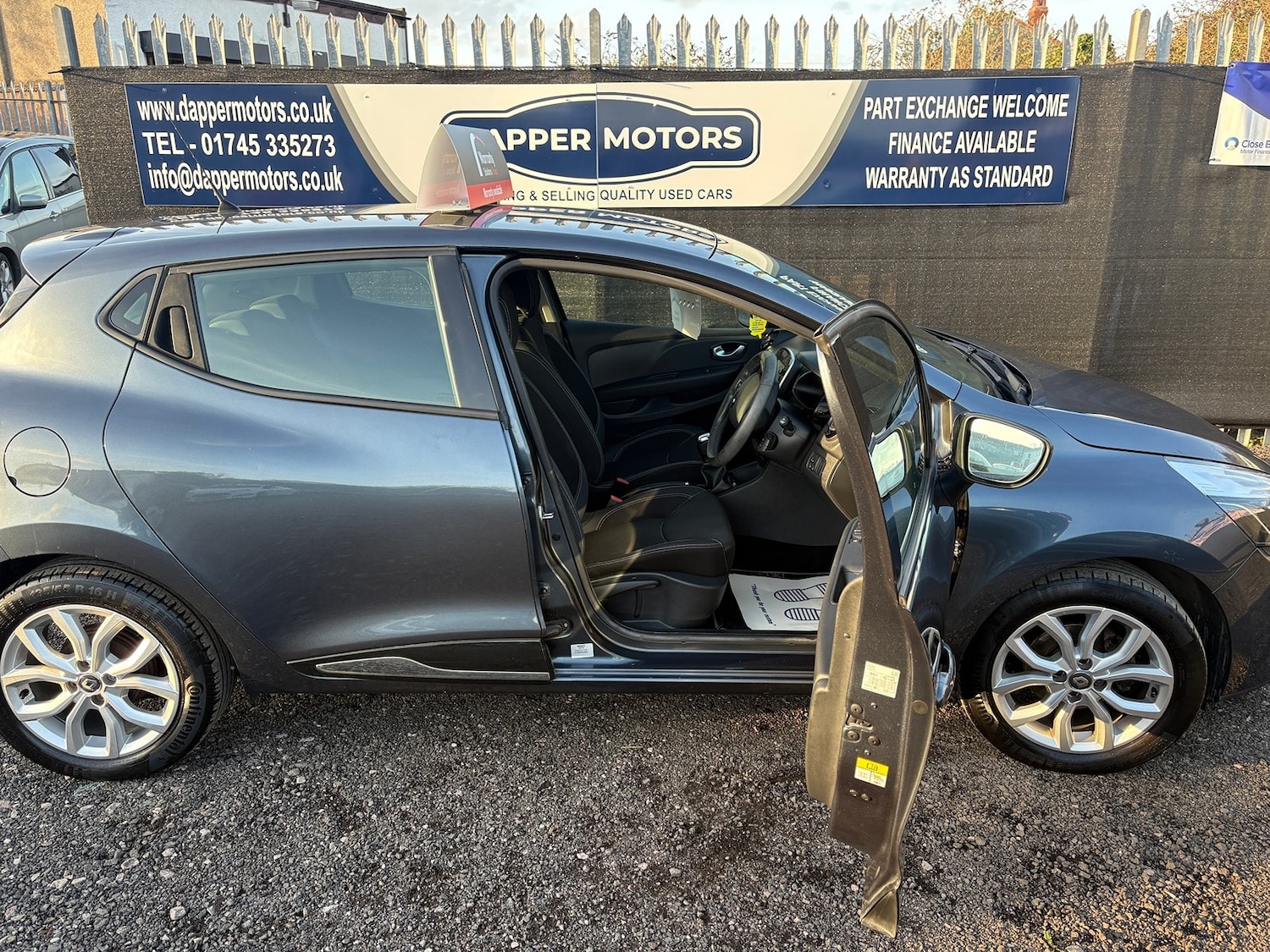 Used Renault Clio 2018 for sale - 77610634: Photo 16