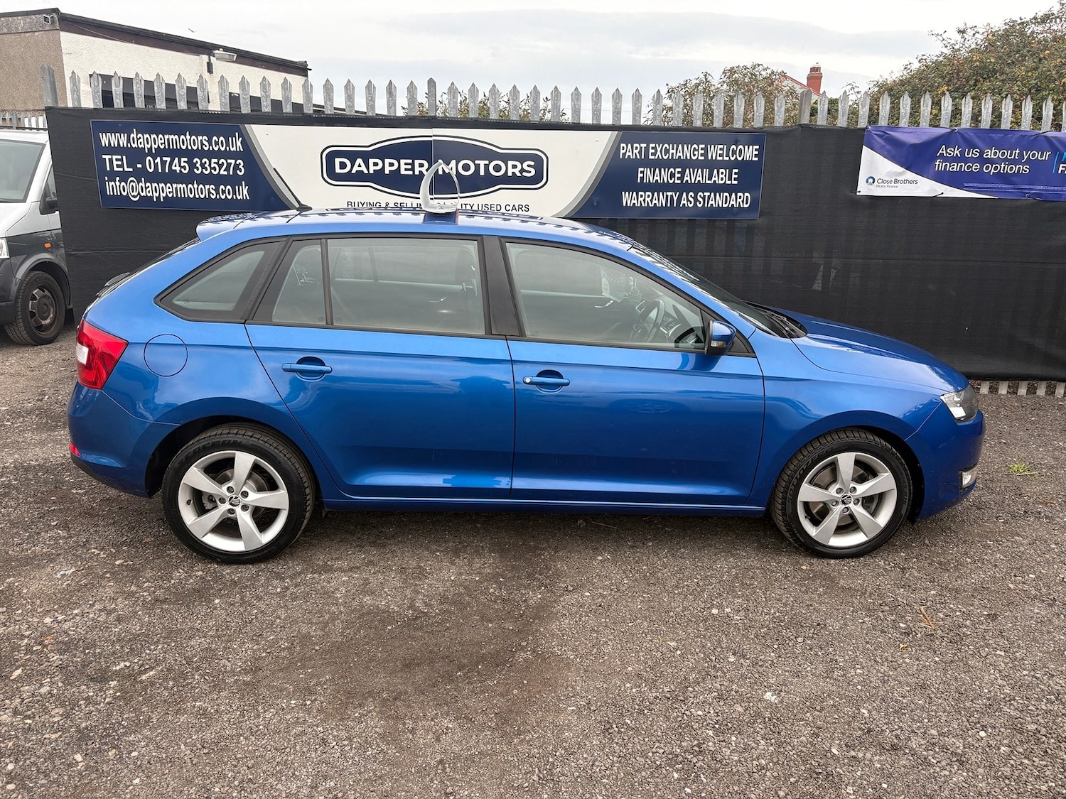 Used Skoda Rapid Spaceback 2015 for sale - 76319280: Photo 4
