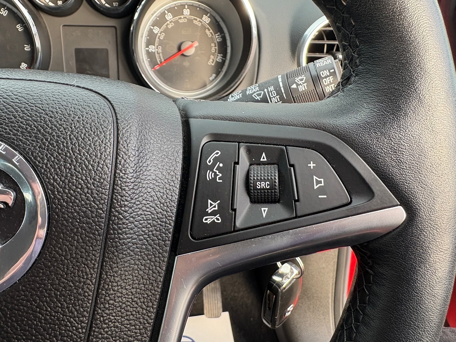 Used Vauxhall Meriva 2015 for sale - 76319279: Photo 24