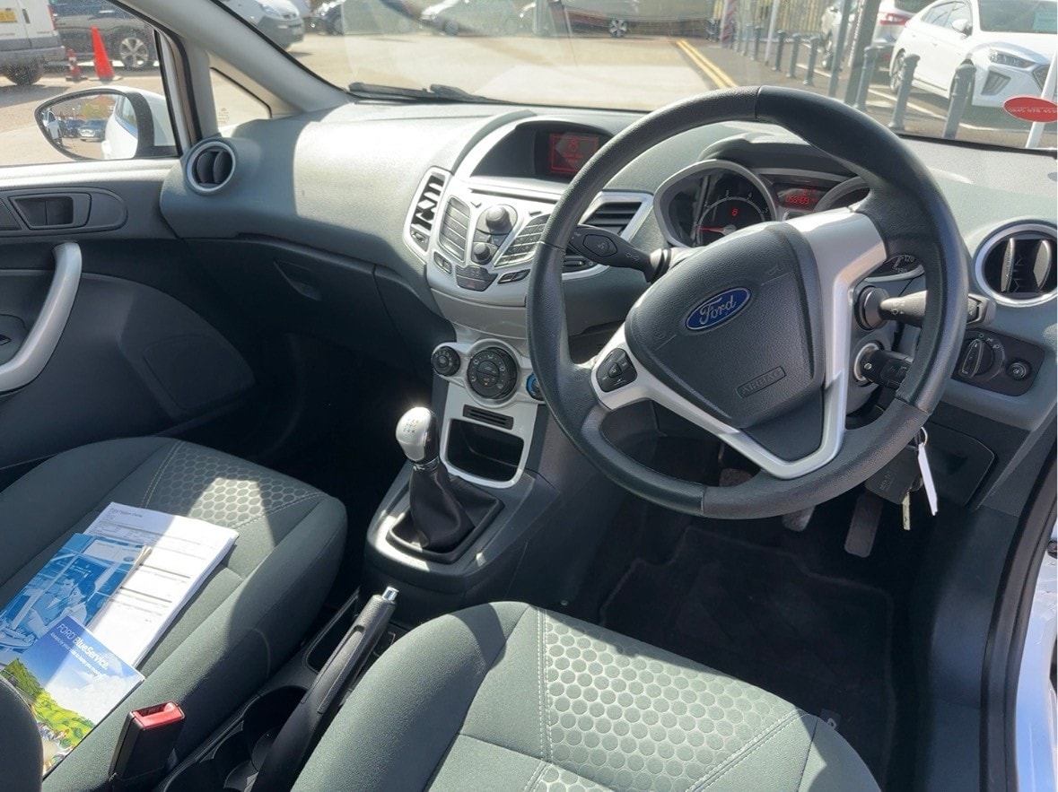Used Ford Fiesta 2010 for sale - 78202507: Photo 10
