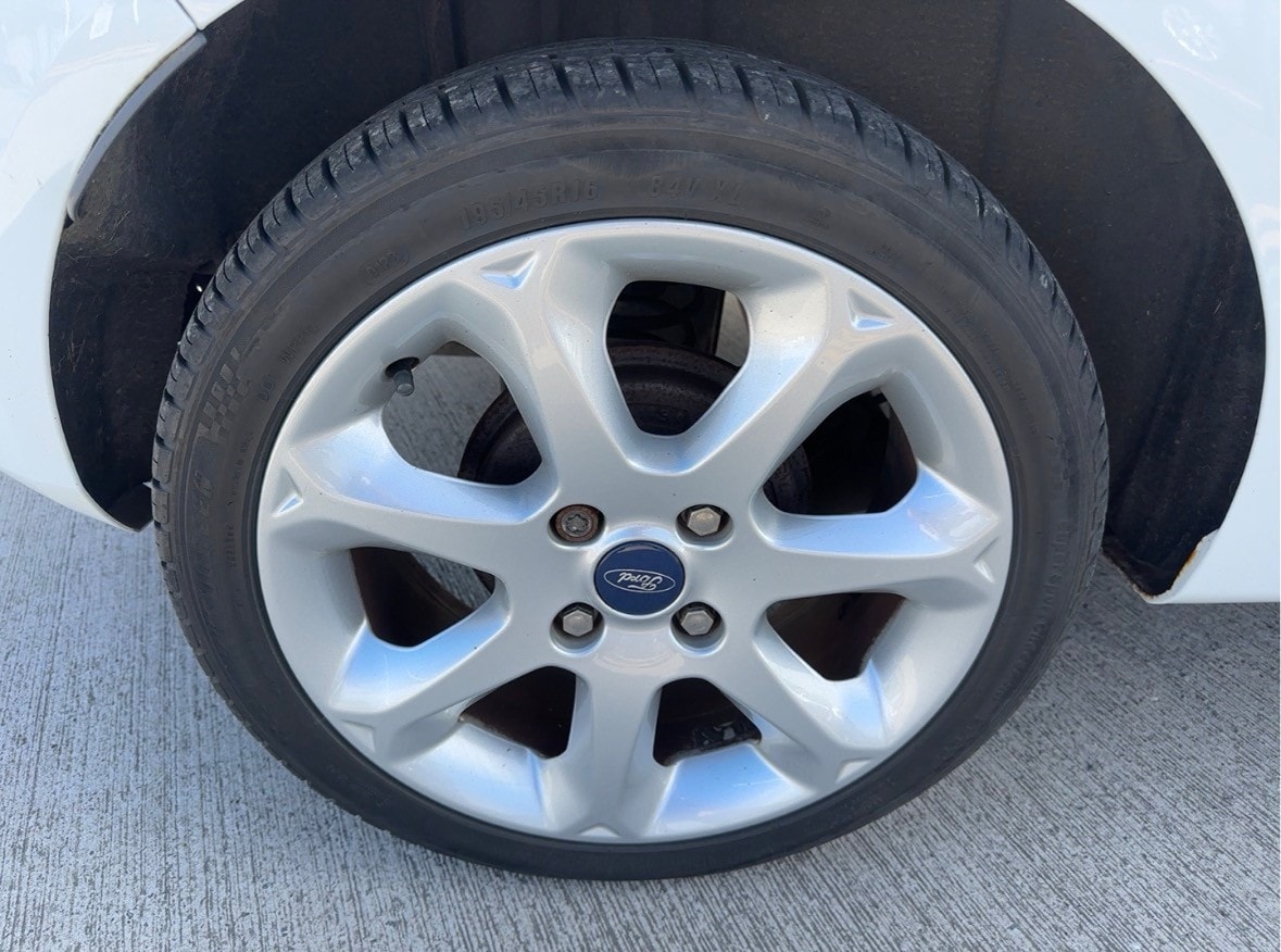 Used Ford Fiesta 2010 for sale - 78202507: Photo 8