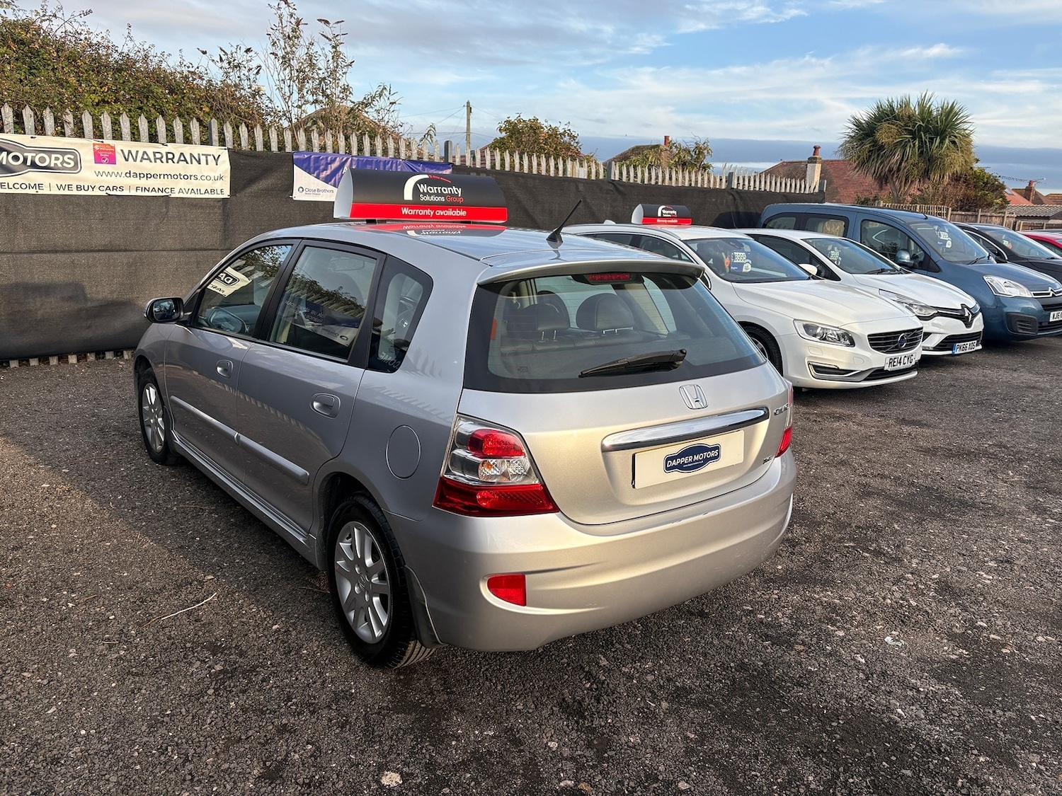Used Honda Civic 2005 for sale - 76319271: Photo 10