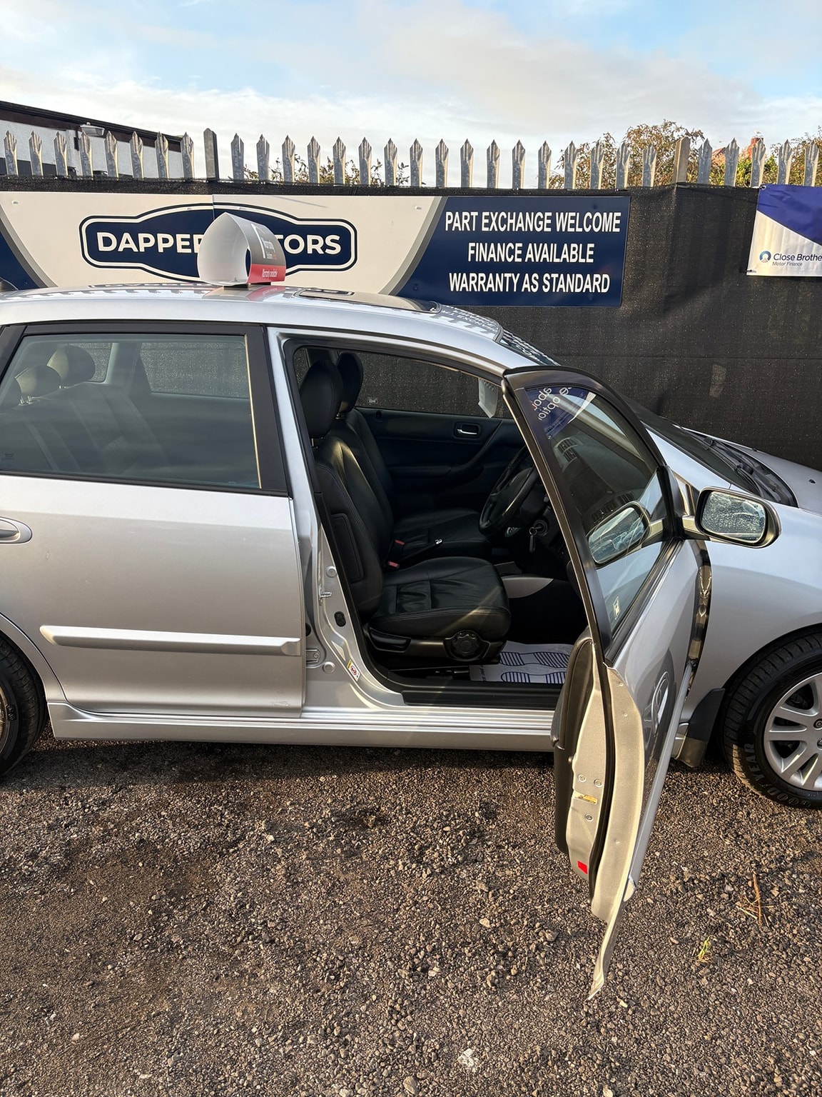 Used Honda Civic 2005 for sale - 76319271: Photo 15