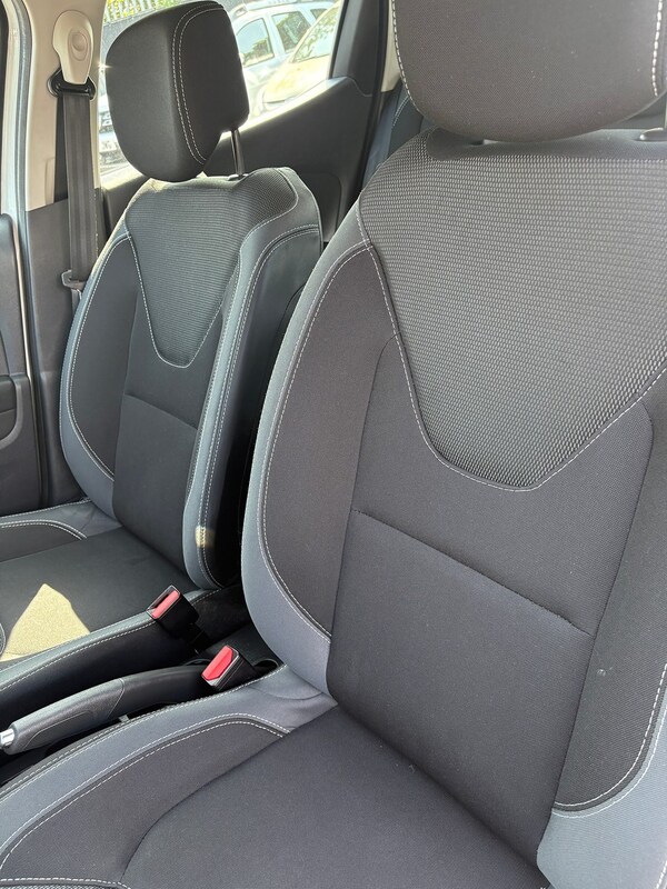 Used Renault Clio 2016 for sale - 75505645: Photo 28