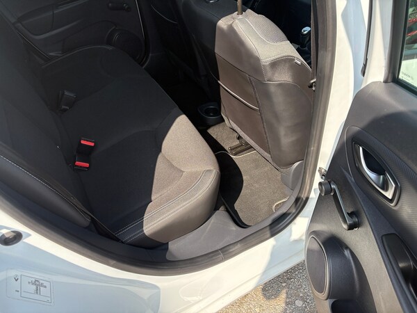 Used Renault Clio 2016 for sale - 75505645: Photo 29