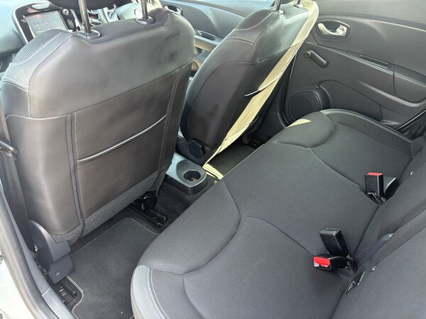 Used Renault Clio 2016 for sale - 75505645: Photo 31
