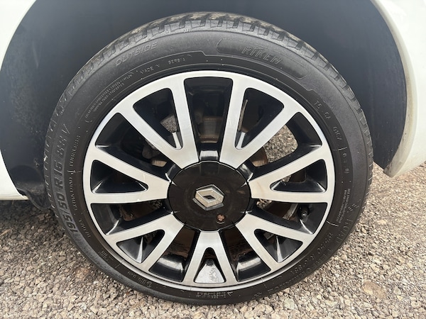 Used Renault Clio 2012 for sale - 76319284: Photo 13