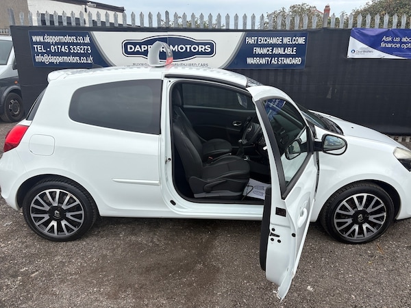 Used Renault Clio 2012 for sale - 76319284: Photo 17