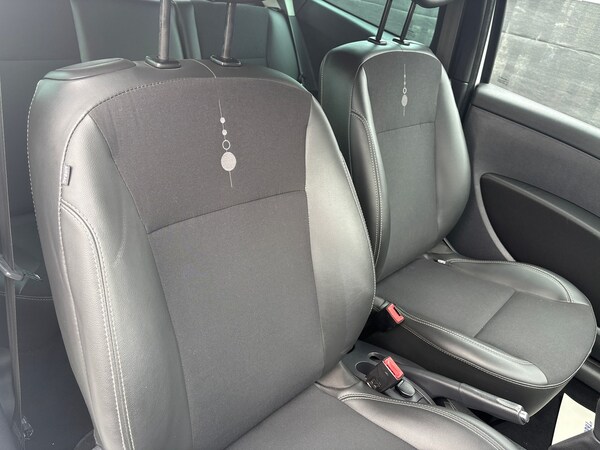 Used Renault Clio 2012 for sale - 76319284: Photo 20