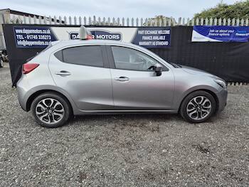 Used Mazda Mazda2 2015 for sale - 79780125: Photo
