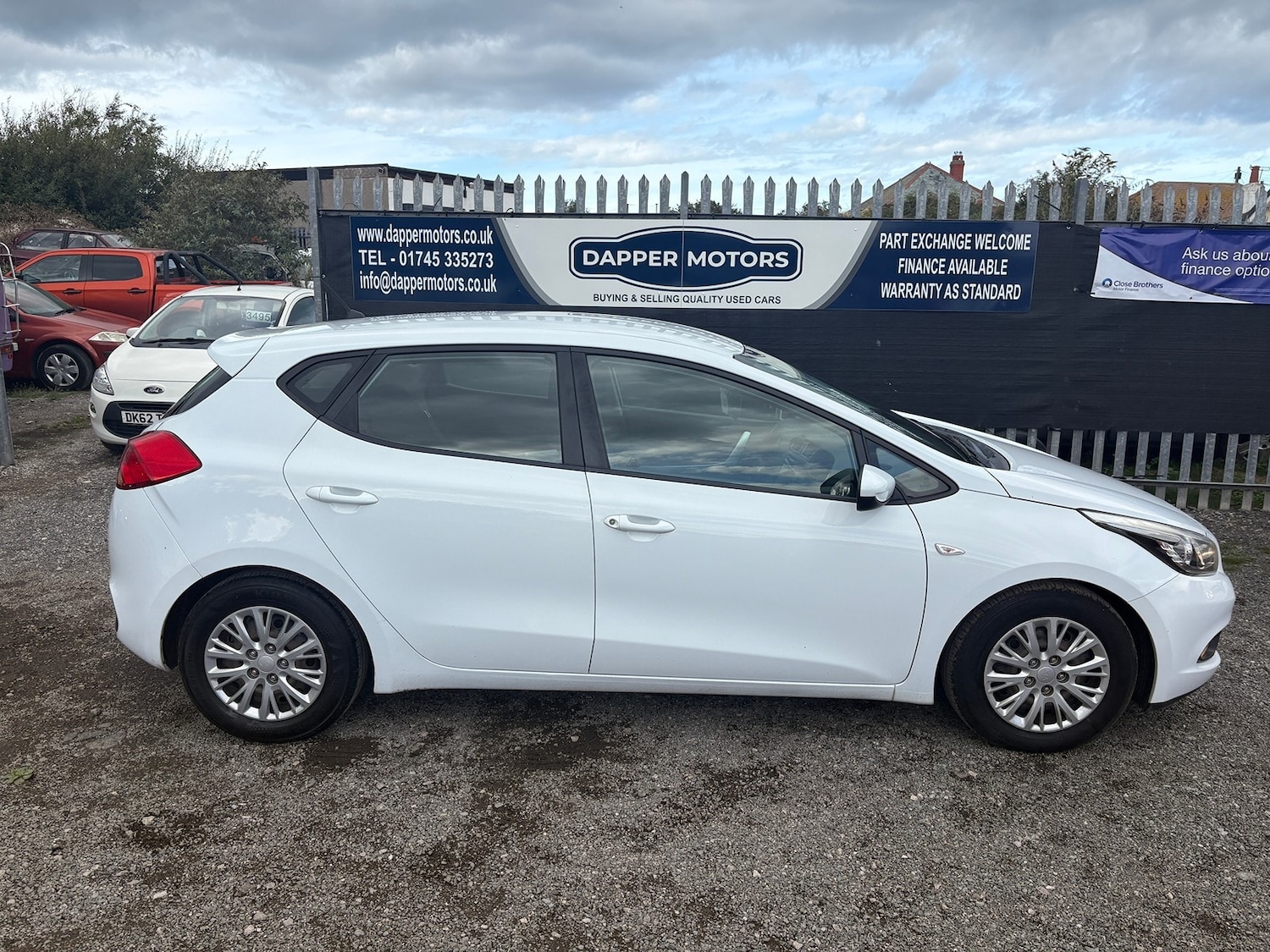 Used Kia Ceed 2013 for sale - 76347387: Photo 4