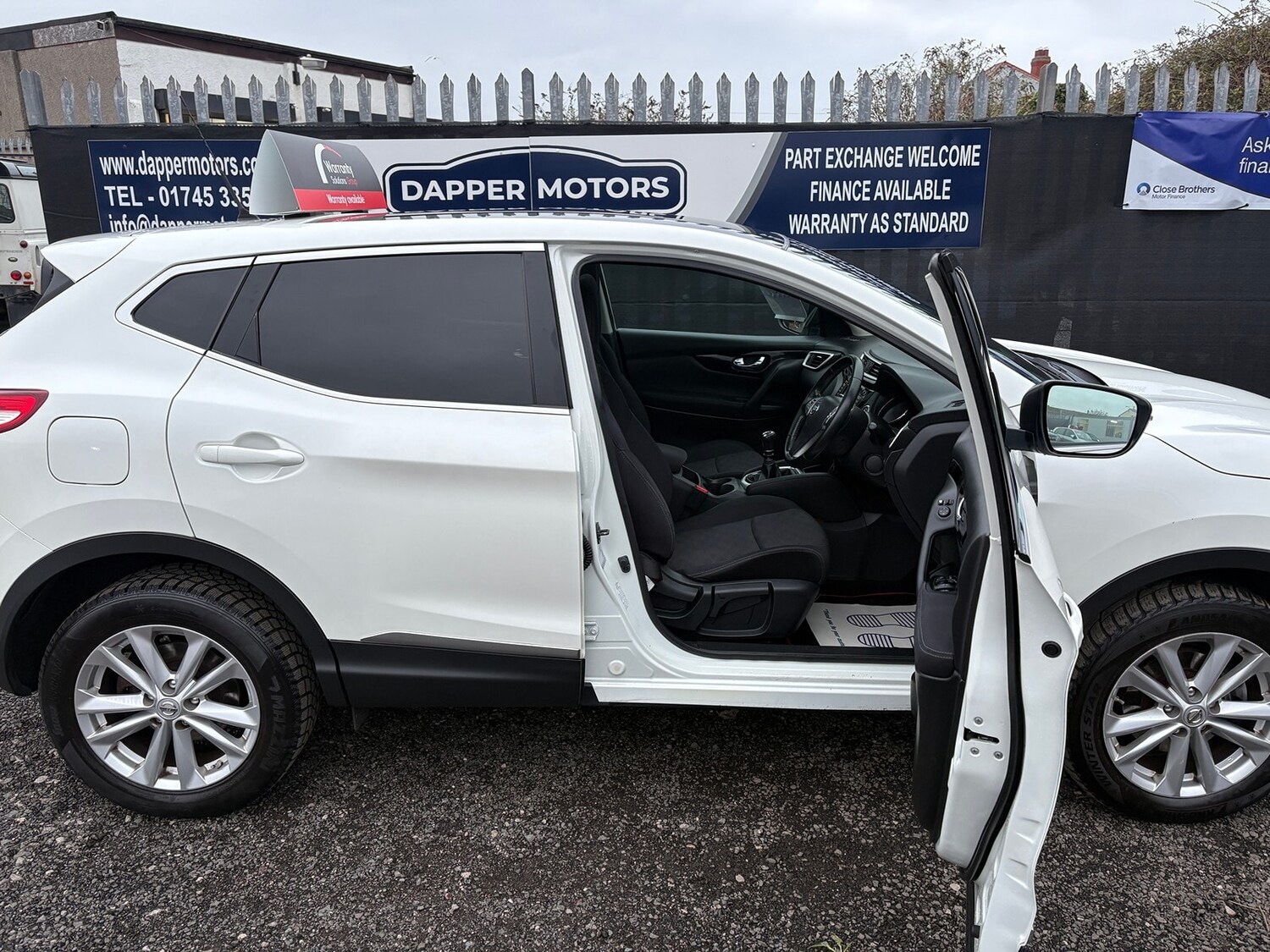 Used Nissan Qashqai 2014 for sale - 76770266: Photo 16