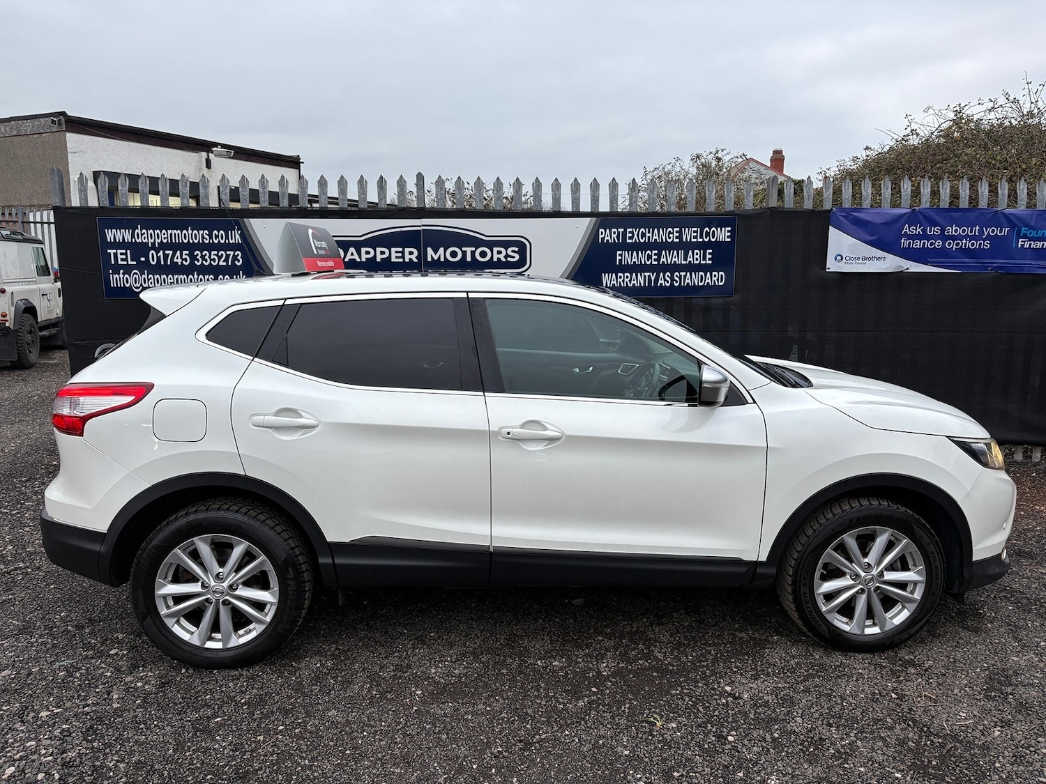 Used Nissan Qashqai 2014 for sale - 76770266: Photo 4